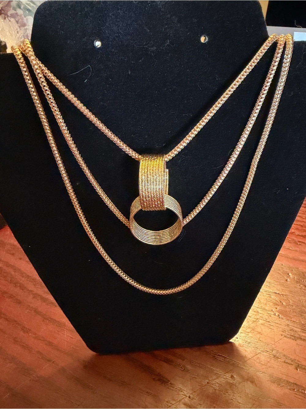 ✴️New✴️Gold-Tone 3 Layered Ring Pendant Necklace